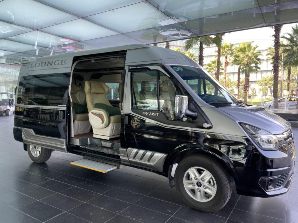 Private car Luxury Limosine