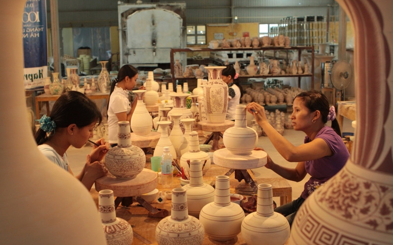 Bat Trang Ceramic Village